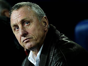 Dutch legend Cruyff gives posi...